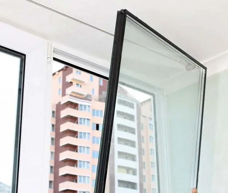 Dubultstikla logu uzstādīšana